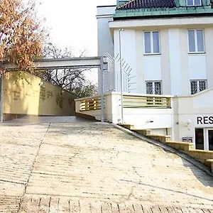https://hotel-pawlovnia.praguehotelsweb.com